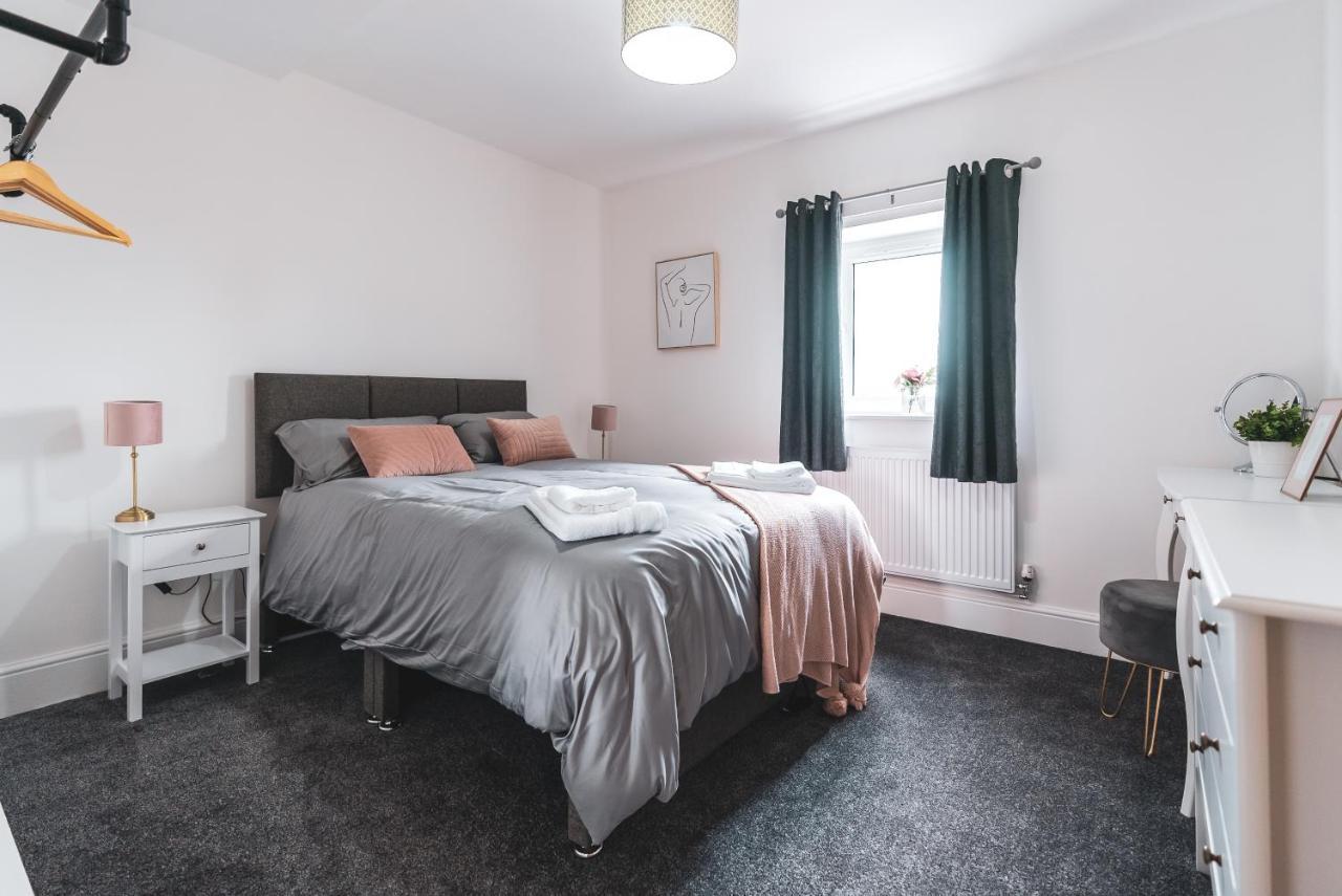 The Old Band Accommodation Higham Ferrers Екстериор снимка